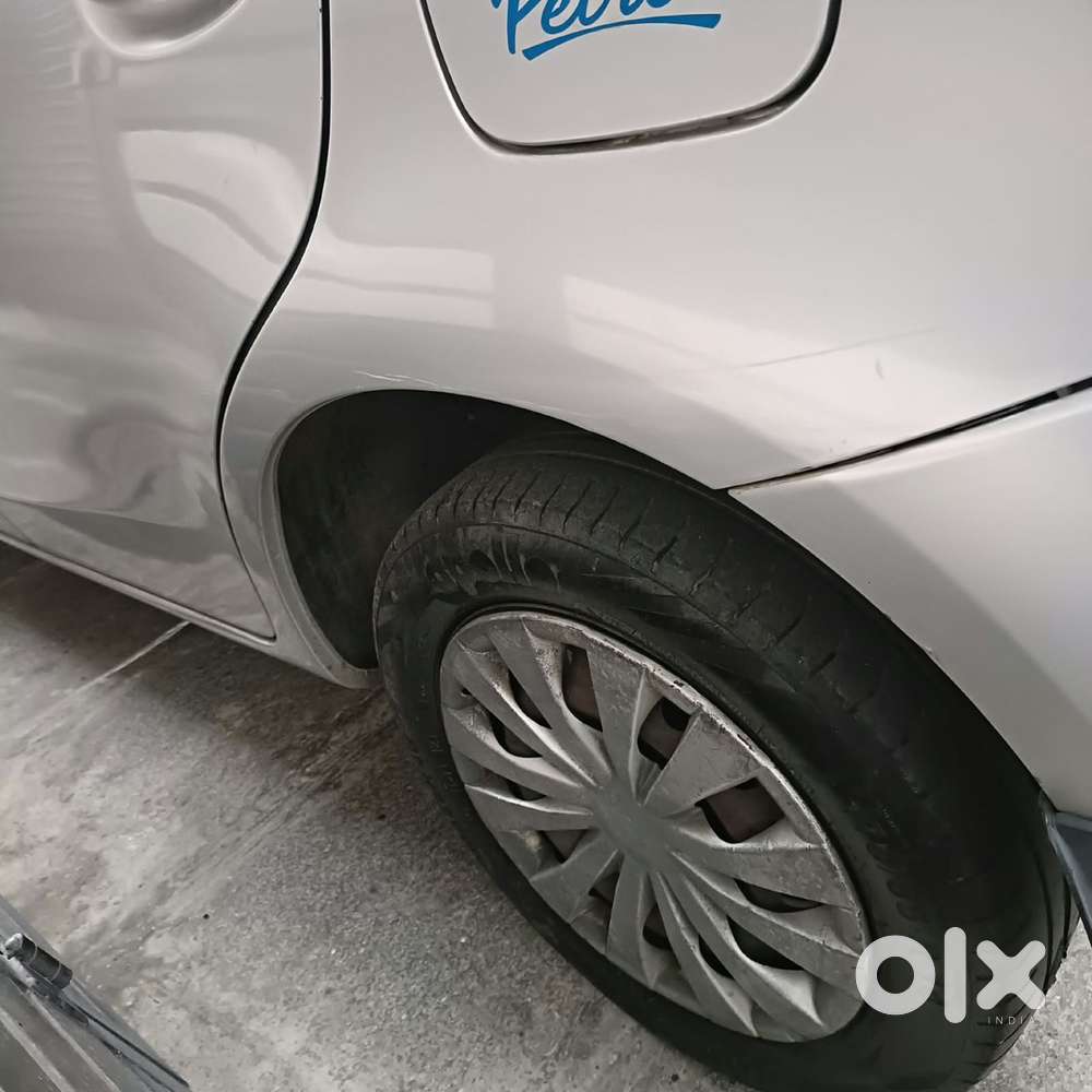 Toyota Etios Liva Petrol 2013