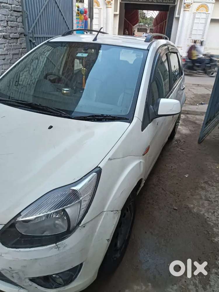 Ford Figo 2012 Diesel 95000 Km Driven