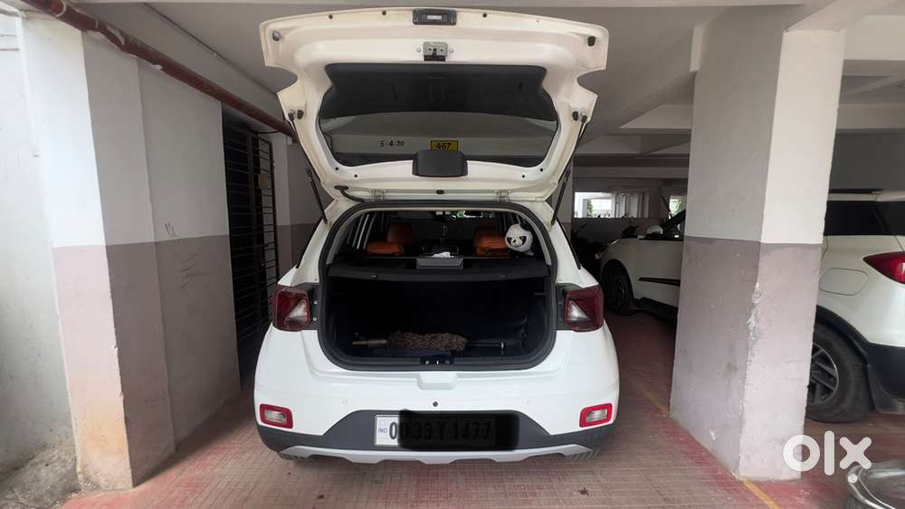 Hyundai Venue Petrol 2019