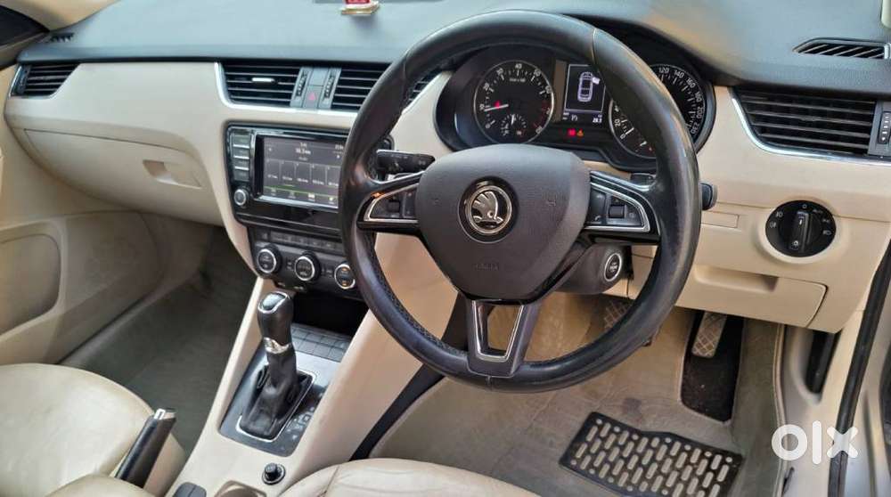 Skoda Octavia 2013-2017 Style Plus 1.8 Tsi At, 2016, Petrol