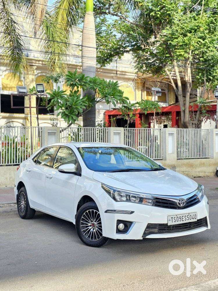 Toyota Corolla Altis J, 2016, Diesel