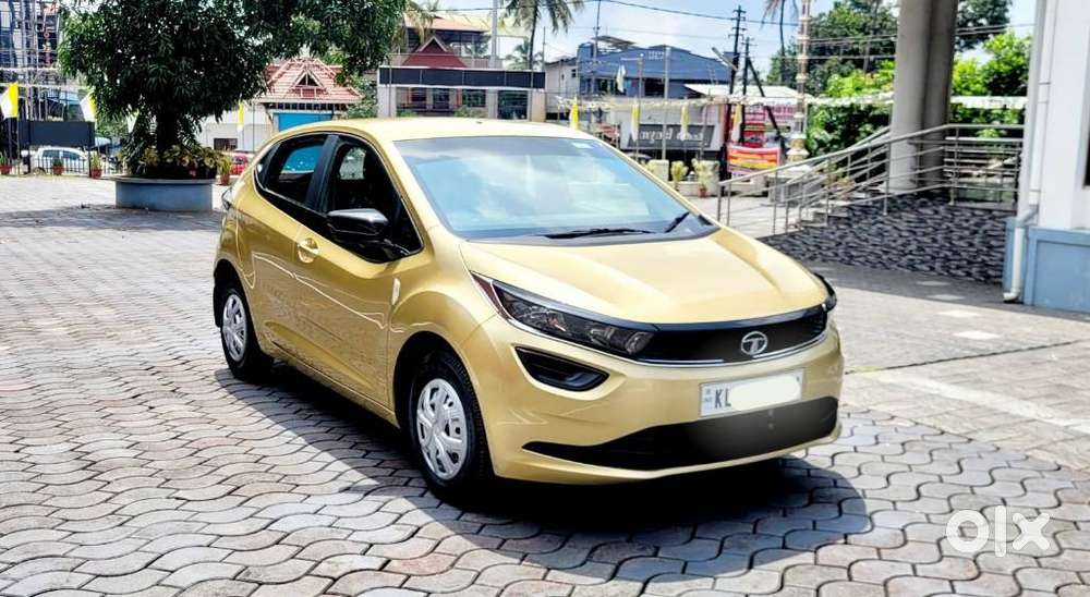 Tata Altroz 1.2 Xe, 2020, Petrol