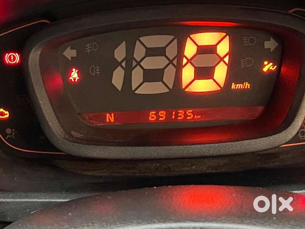 Renault Kwid 1.0 Rxt Amt Opt, 2019, Petrol