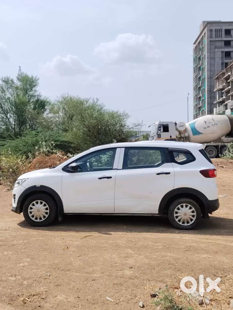 Renault Triber Rxl, 2021, Petrol