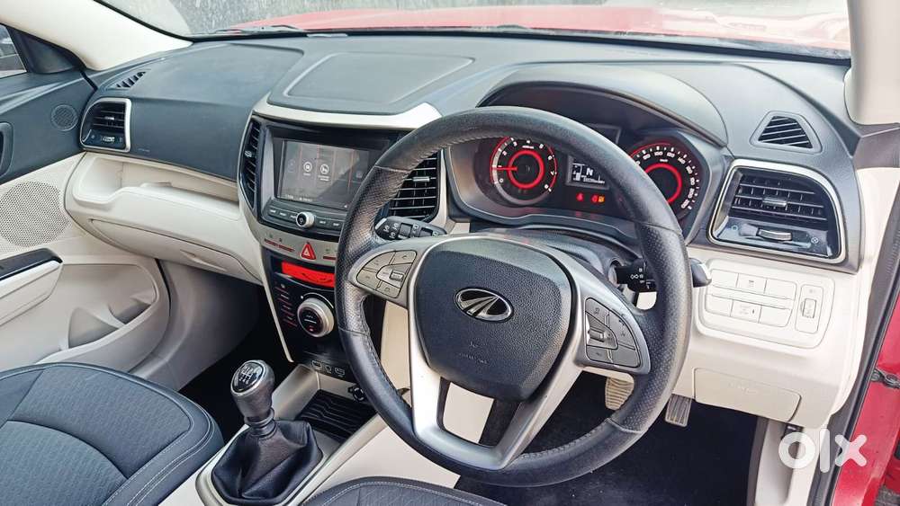 Mahindra Xuv300 W8, 2019, Petrol
