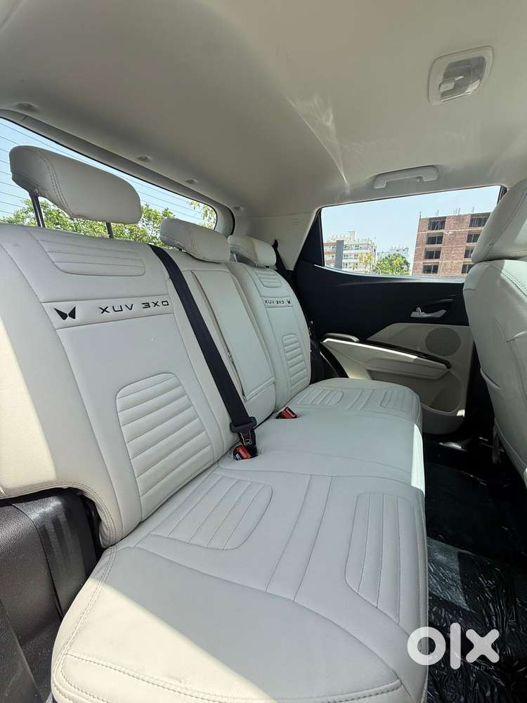 Mahindra Xuv 3xo Ax5 Pm At, 2025, Petrol