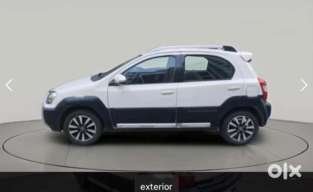 Toyota Etios Cross 2015