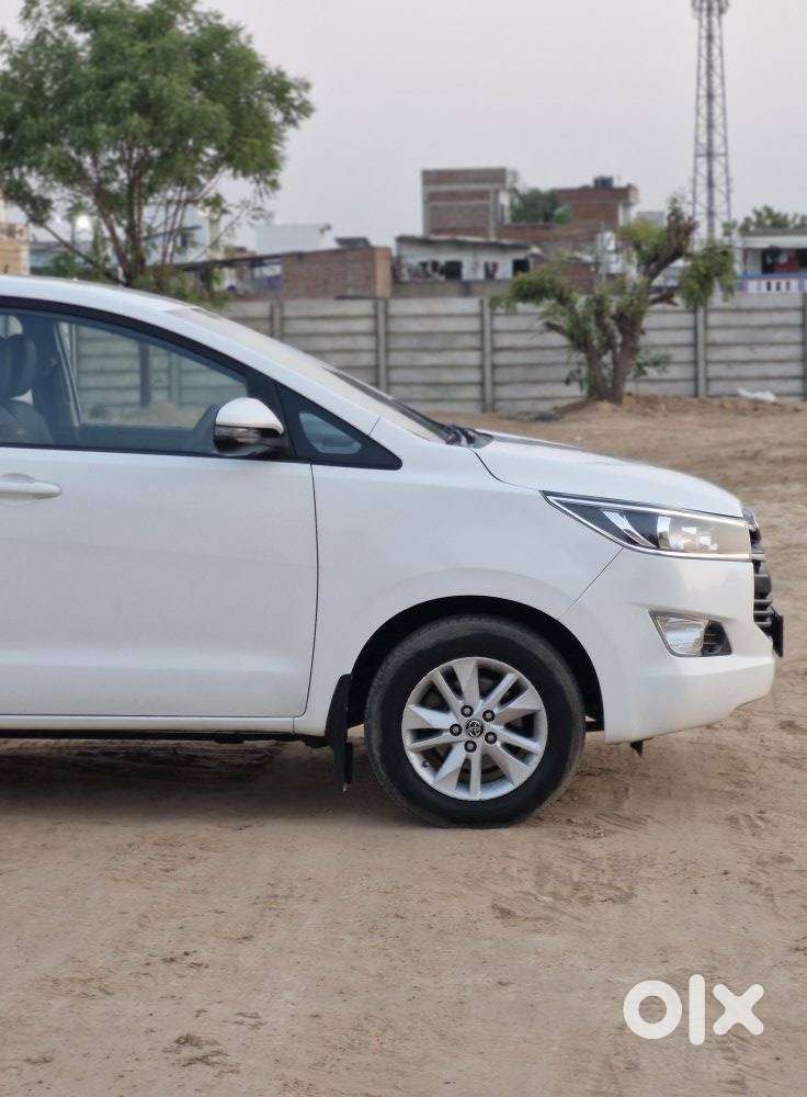 Toyota Innova Crysta 2.4 Gx Mt 8s, 2019, Diesel