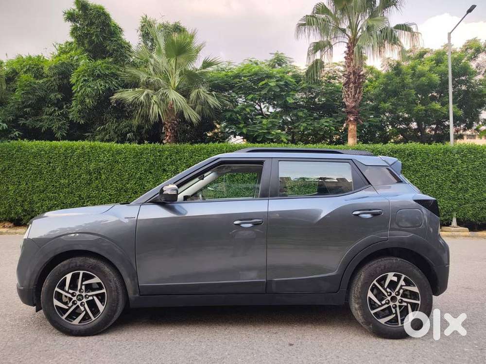Mahindra Xuv 3xo Ax5 Pm At, 2026, Petrol