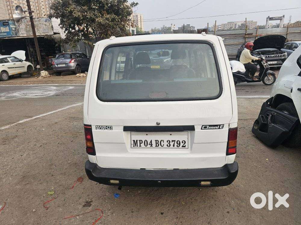 Maruti Suzuki Omni Mpi Std Bsiii 8-str W/ Immobiliser, 2016, Lpg