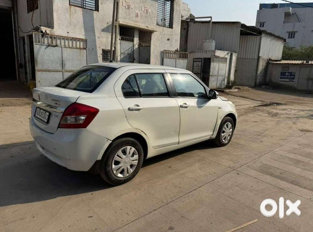 Maruti Suzuki Swift Dzire Patrol + Cng