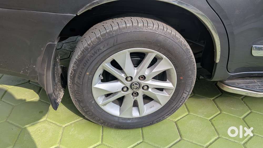 Toyota Innova Crysta 2.4 G Mt 7 Str, 2016, Diesel