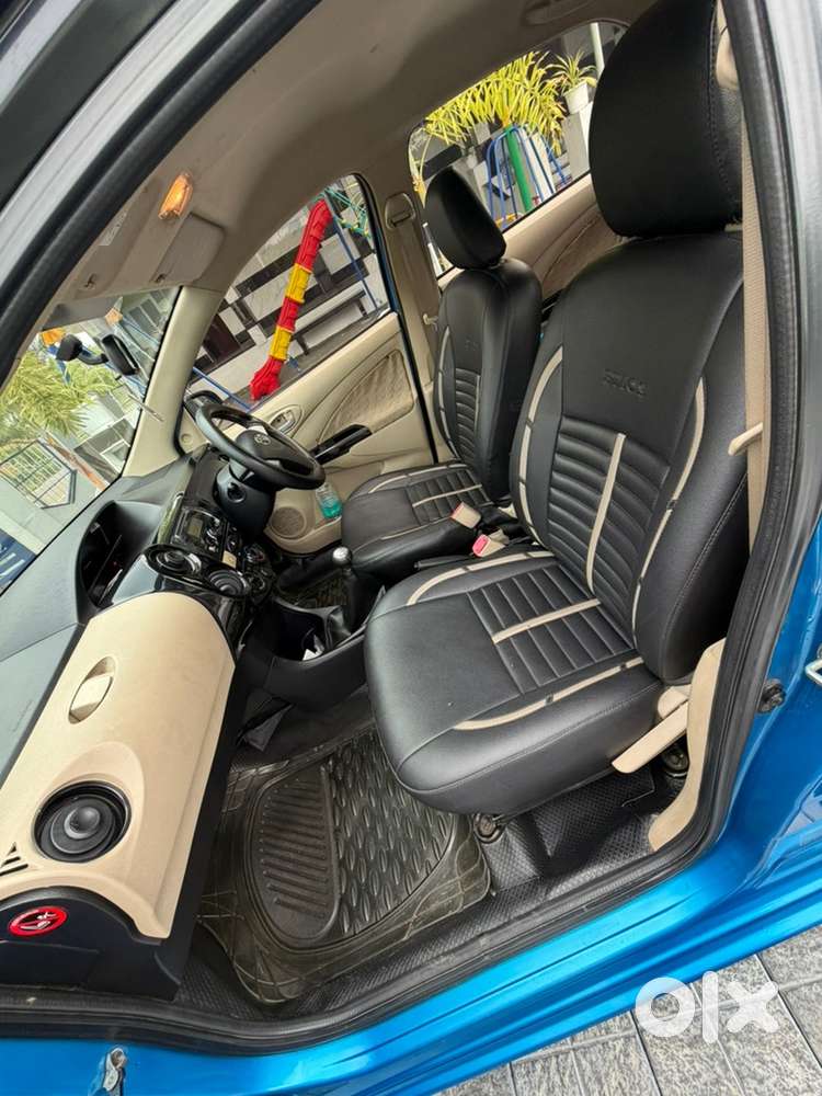 Toyota Etios Liva Petrol 2017