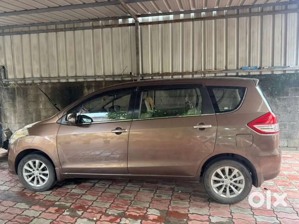 Maruti Suzuki Ertiga 2013 Diesel 75000 Km Driven
