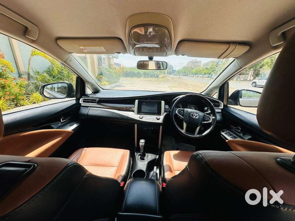 Toyota Innova Crysta 2.8z Automatic, 2017, Diesel