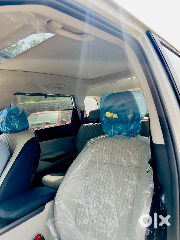 Kia Carens Clavis Ev Htk+, 2025, Electric