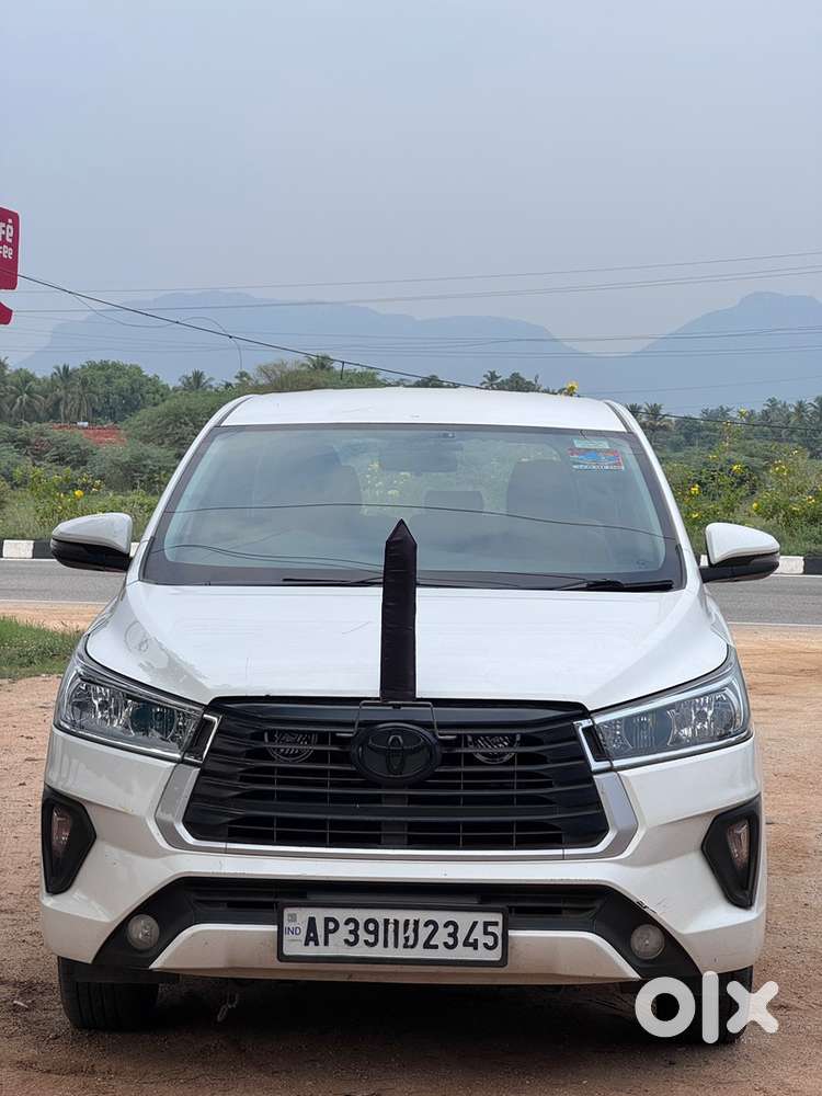 2022 Innova Crysta Gx+ Diesel Well Maintained Excellent Condition