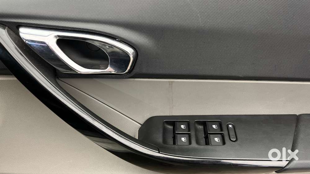 Tata Tiago 1.2 Revotron Xz, 2016, Cng & Hybrids