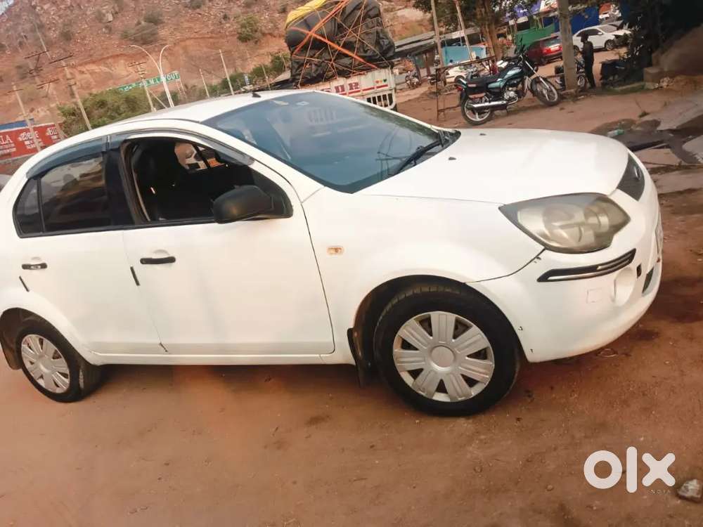 Ford Fiesta Safety Car