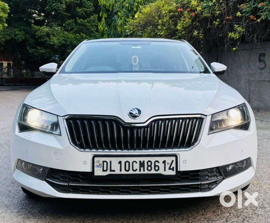 Skoda Superb 2.0 Tsi At L&k, 2019, Petrol