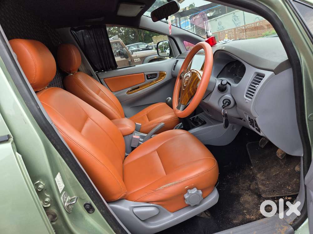 Toyota Innova 2.5 Gx 7 Str Bs-iii, 2012, Diesel