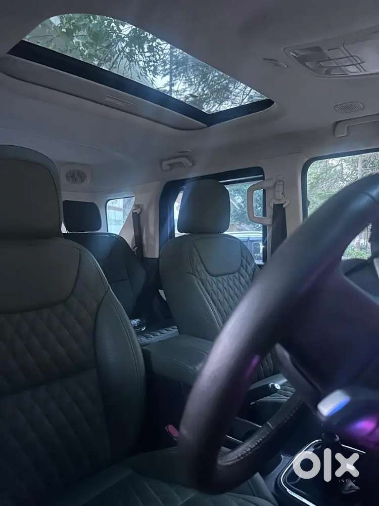 Mahindra Thar Roxx 2025