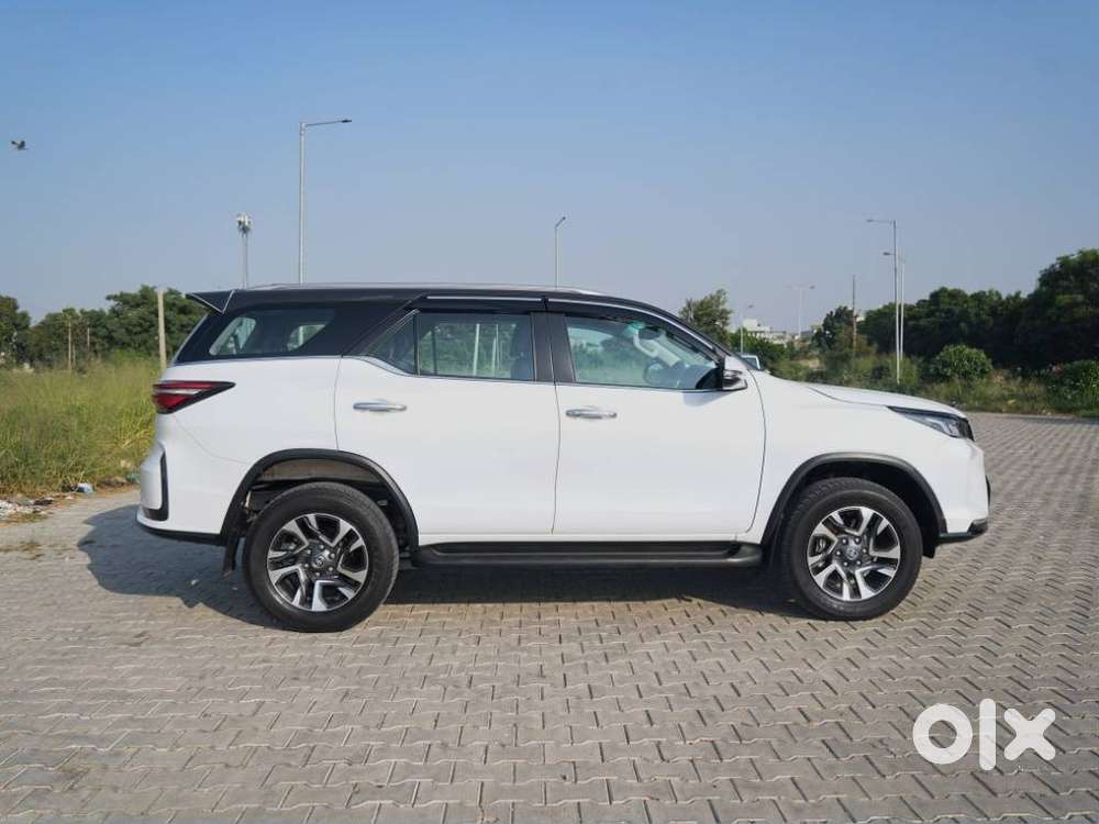 Toyota Fortuner Legender 4x2 At 2.8, 2023, Diesel