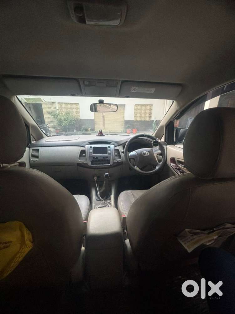 Toyota Innova 2014 Diesel Well Maintained