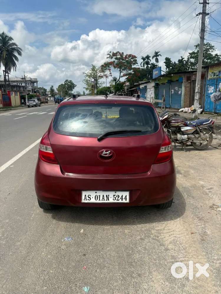 Hyundai I20 Crdi Petrol 2010 Car