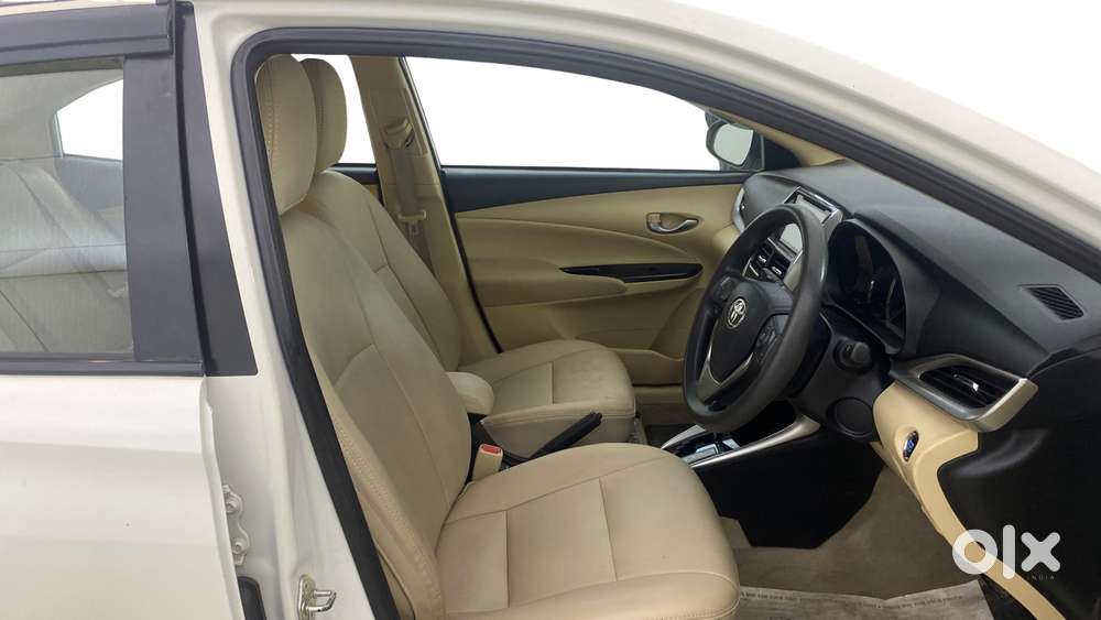 Toyota Yaris G Cvt, 2018, Petrol