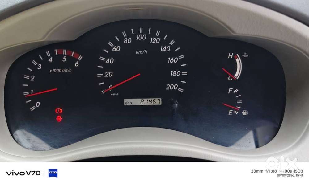 Toyota Innova 2.5 V Diesel 8-seater, 2011, Diesel