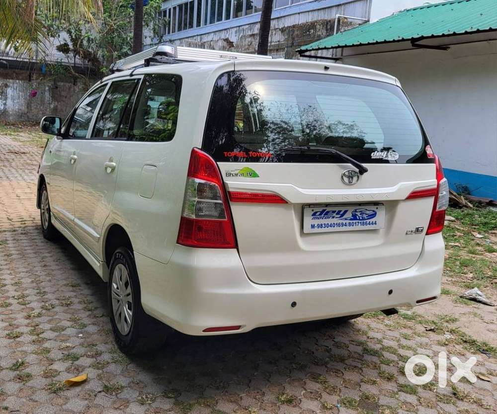 Toyota Innova 2.5 G (diesel) 8 Seater, 2013, Diesel