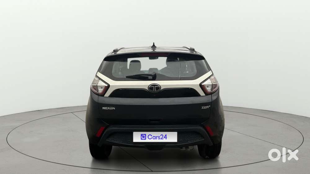 Tata Nexon 1.2 Revotron Xza Plus, 2018, Petrol