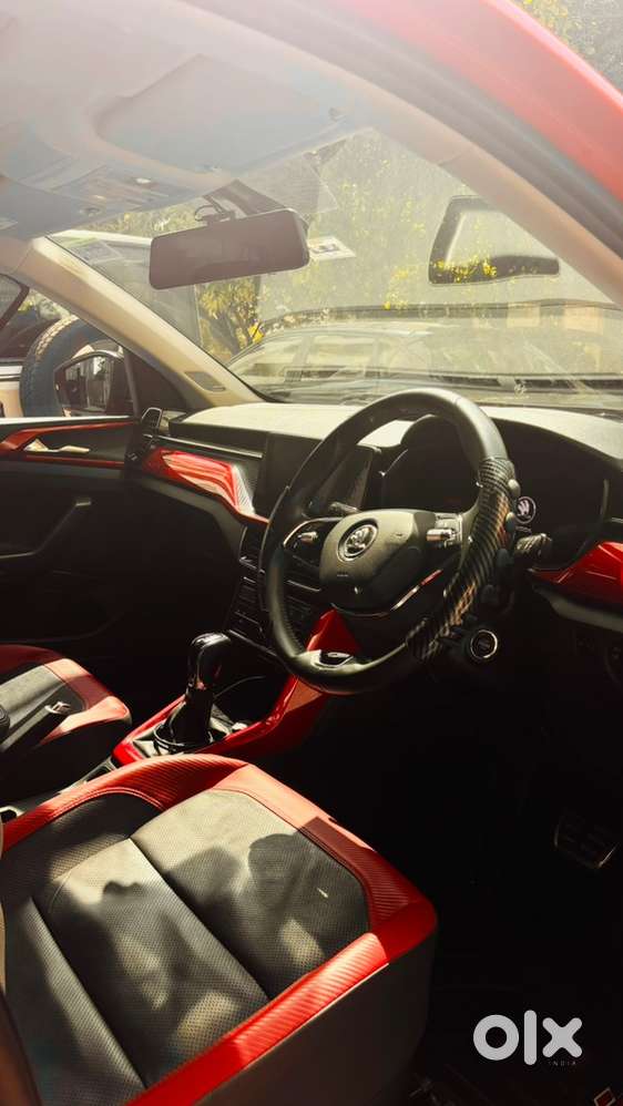 Skoda Kushaq 1.0 Tsi At Monte Carlo Top End