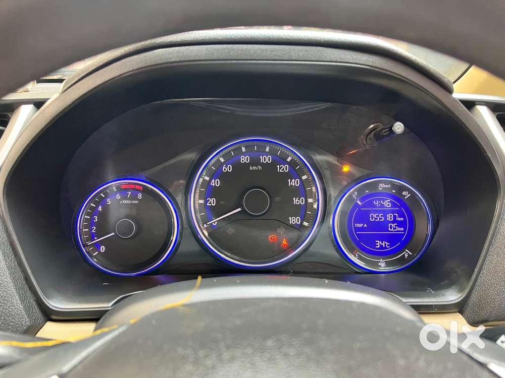 Honda Amaze 2nd Gen Vx, 2017, Petrol