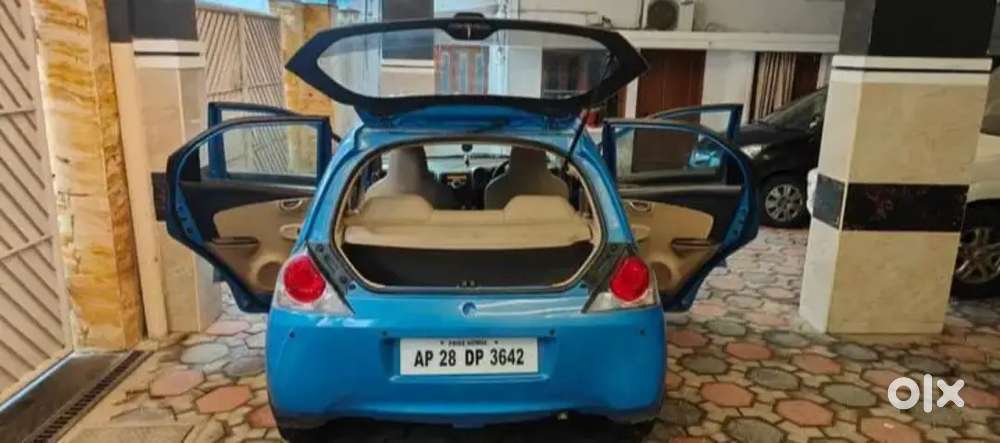 Honda Brio 2012 V Mt