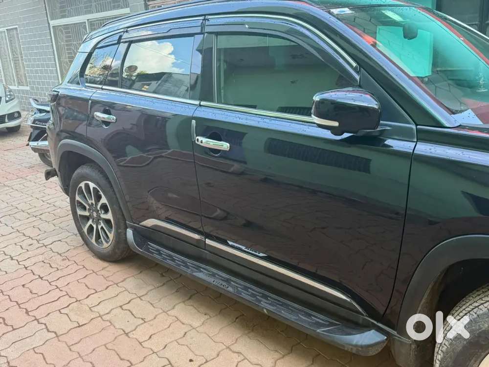 Maruti Suzuki Grand Vitara 2023 Petrol Well Maintained