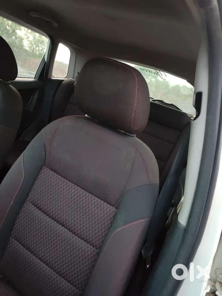 Good Condition Car Disel Variant 2011 Model With 3rd Owner