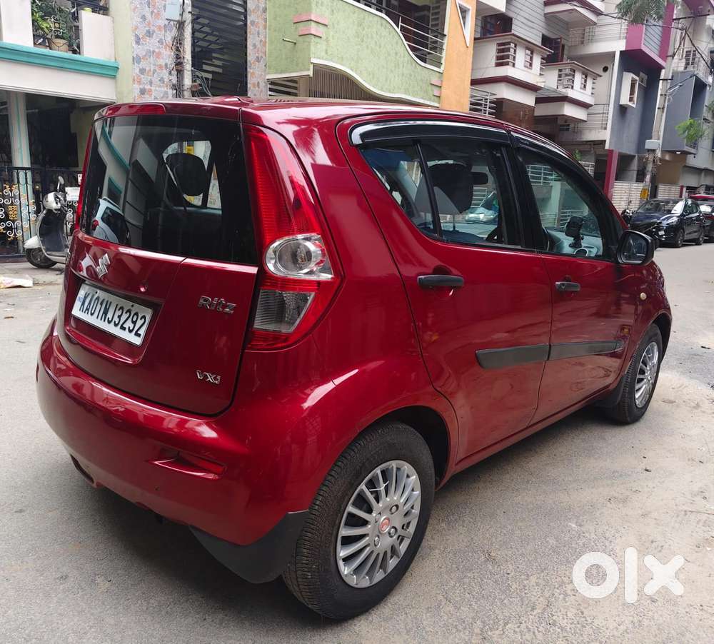 Maruti Suzuki Ritz Vxi, 2011, Petrol