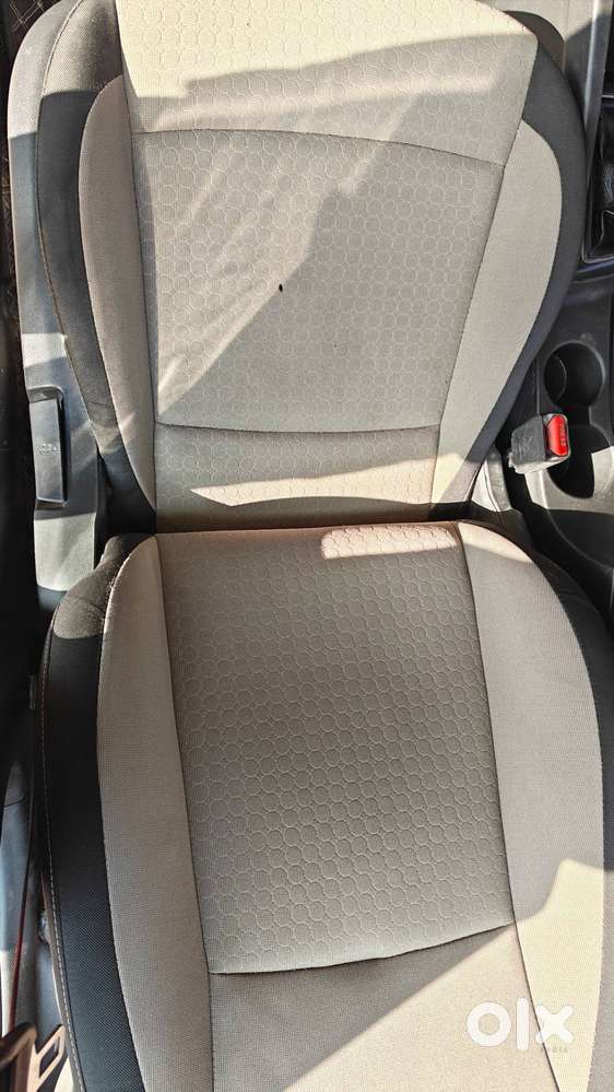 Hundai I20 Disel Sportz 1.4 Ltr 6 Gear Mannual Transmission