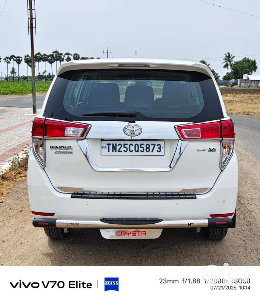 Toyota Innova Crysta 2.4 V 8 Str, 2023, Diesel