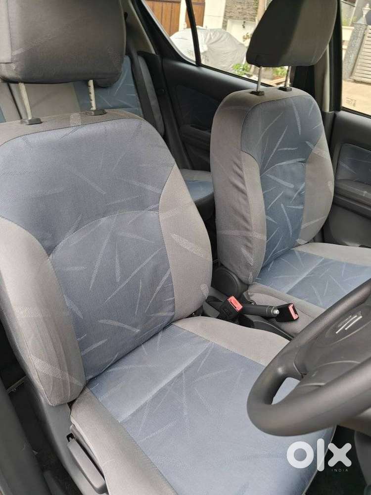 Maruti Suzuki Ritz Vxi, 2010, Petrol
