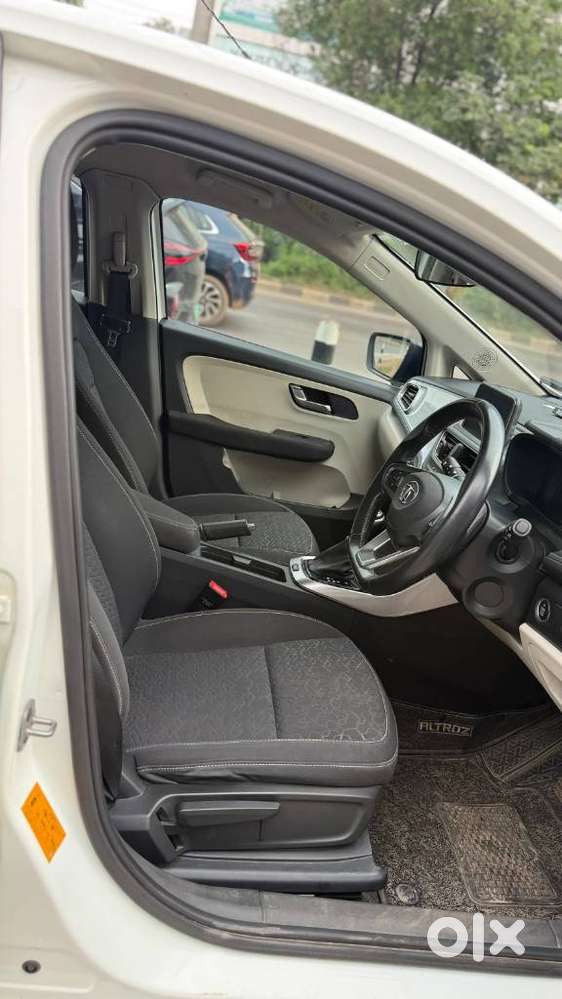 Tata Altroz Xz, 2023, Petrol