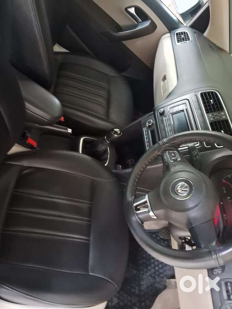 Volkswagen Polo Petrol Highline 1.2l, 2013, Petrol