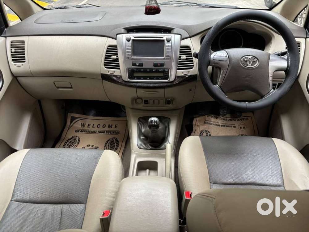 Toyota Innova 2.5 Zx 7 Str Bs-iv, 2015, Diesel