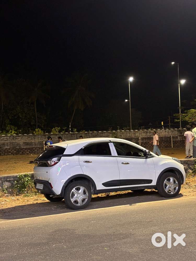 Tata Nexon Petrol Manual 2019