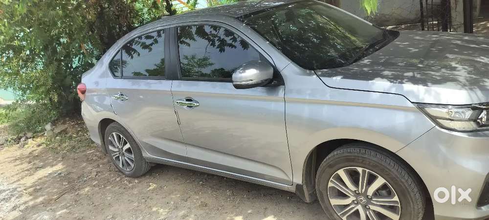 Honda Amaze Vx Petrol Top End With Led Projector Lamp