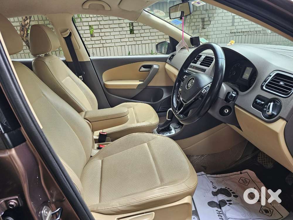 Volkswagen Vento 1.2 Tsi Highline Plus At, 2015, Petrol