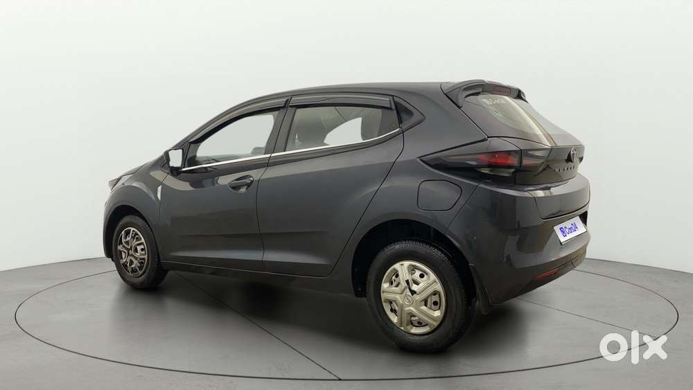 Tata Altroz 1.2 Xe, 2020, Petrol