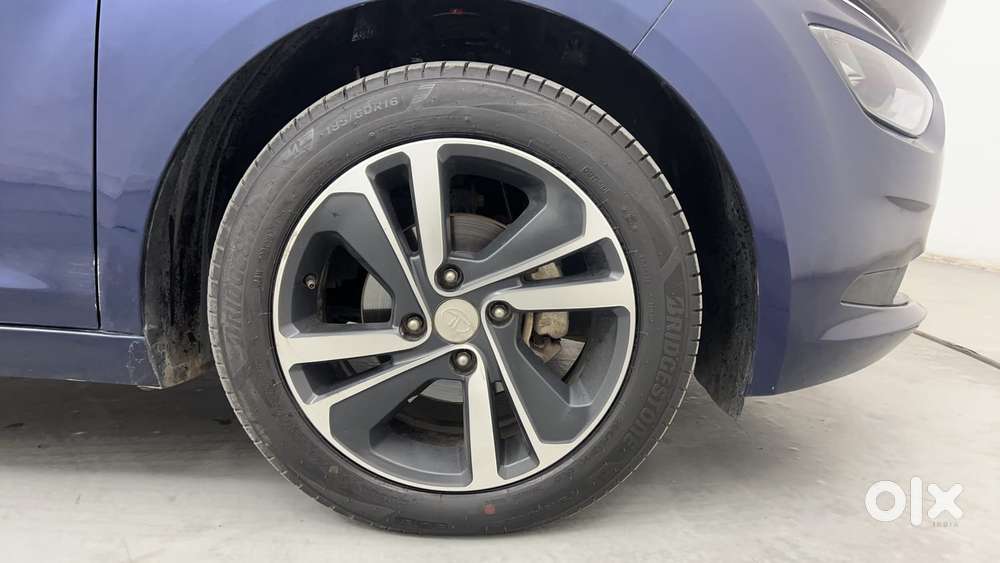 Tata Altroz Xz Plus (s) Diesel, 2023, Diesel